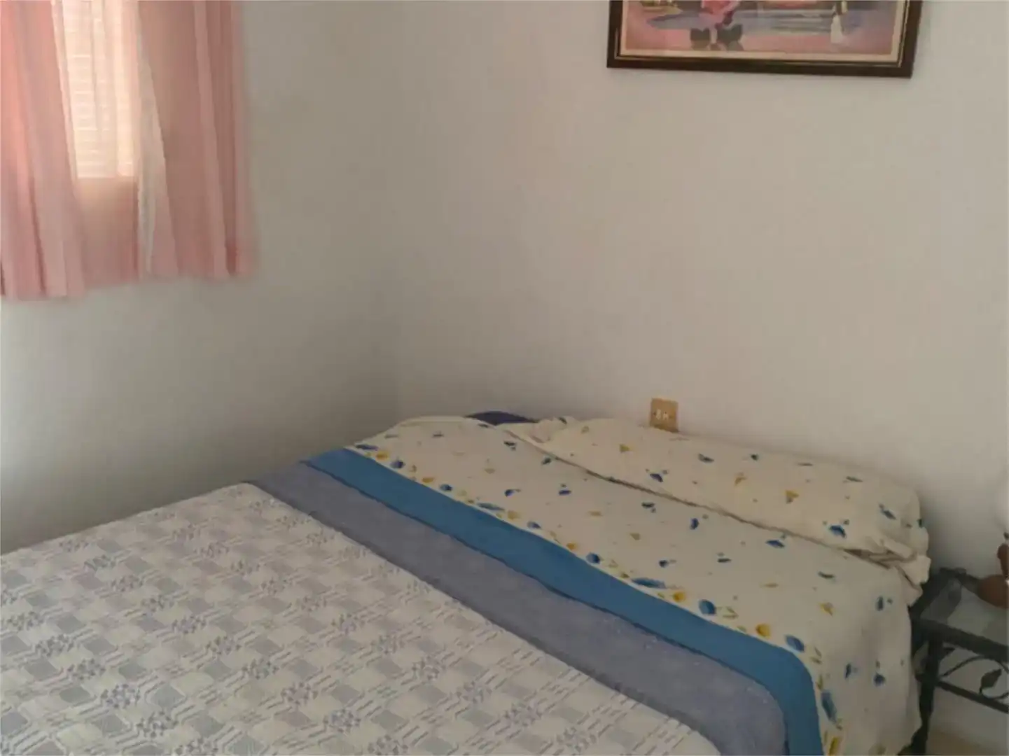 Dormitori de Casa adosada en venda en Chiclana de la Frontera amb Piscina i Balcó