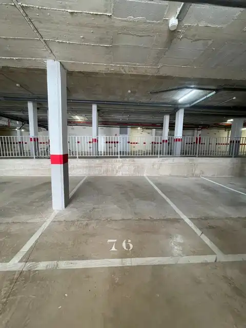 Parking de Piso de alquiler en Sant Joan d'Alacant con Aire acondicionado, Calefacción y Terraza