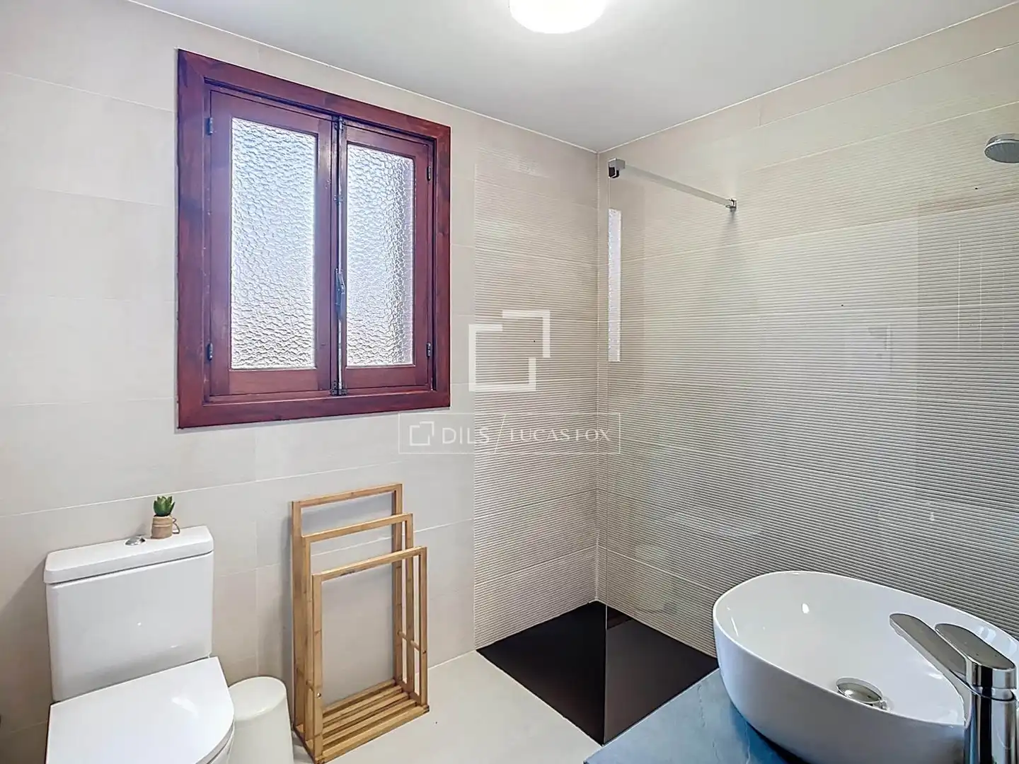 Baño de Casa o chalet de alquiler en Lloret de Mar con Aire acondicionado, Calefacción y Jardín privado