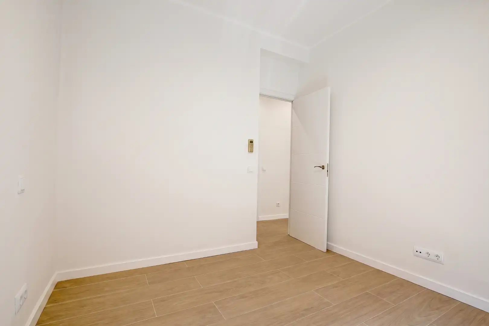 Piso en venta en Madrid con Aire acondicionado, Calefacción y Horno