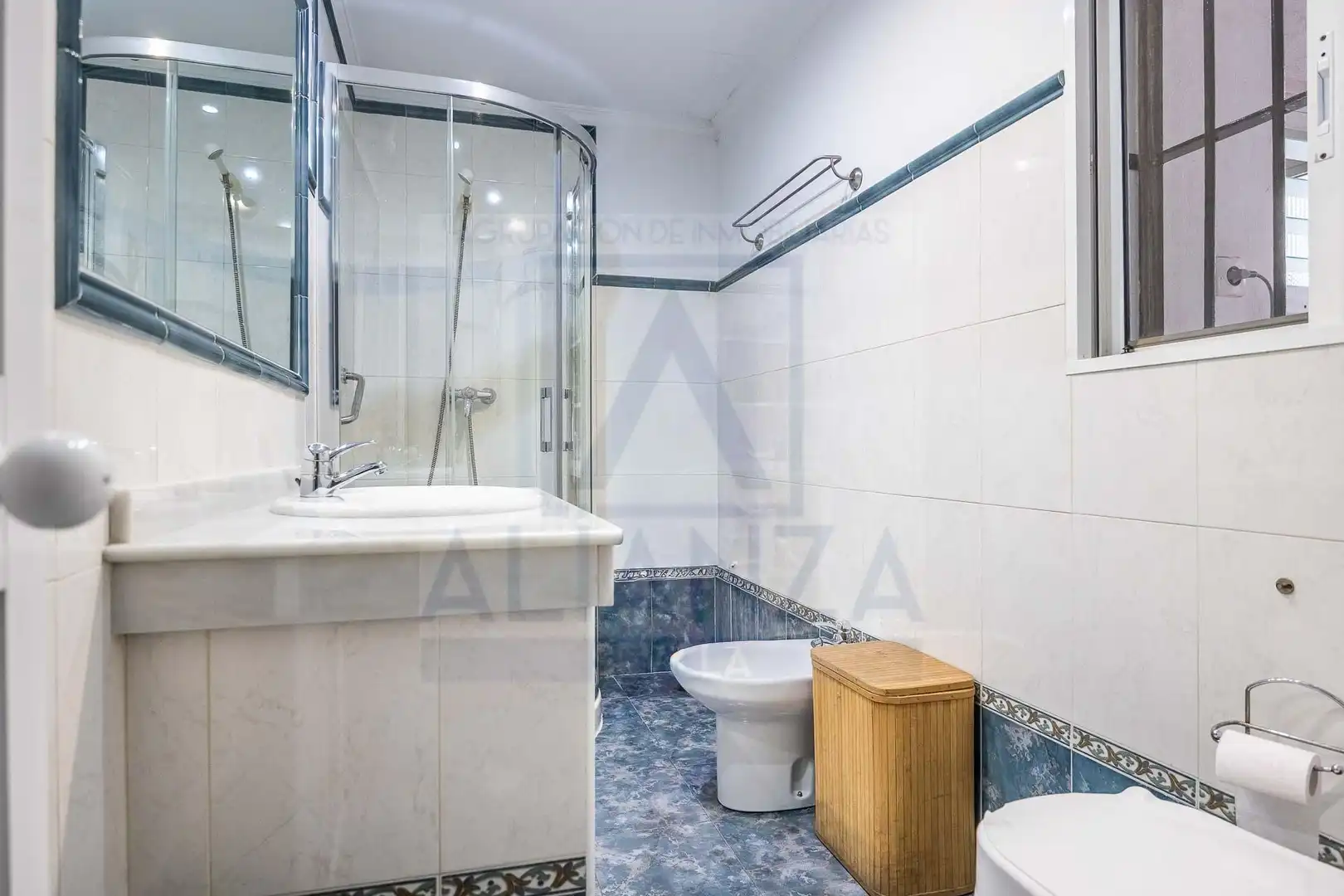 Baño de Casa o chalet en venta en Sevilla