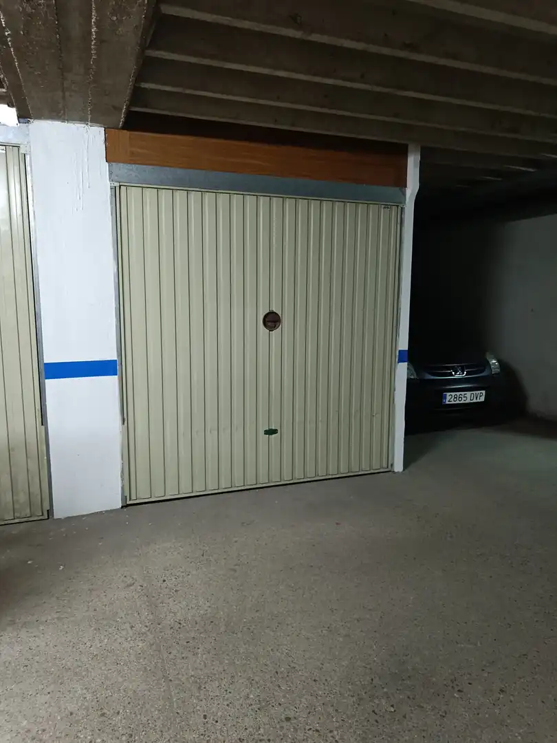 Parking of Flat for sale in Guardo  with Heating and Storage room