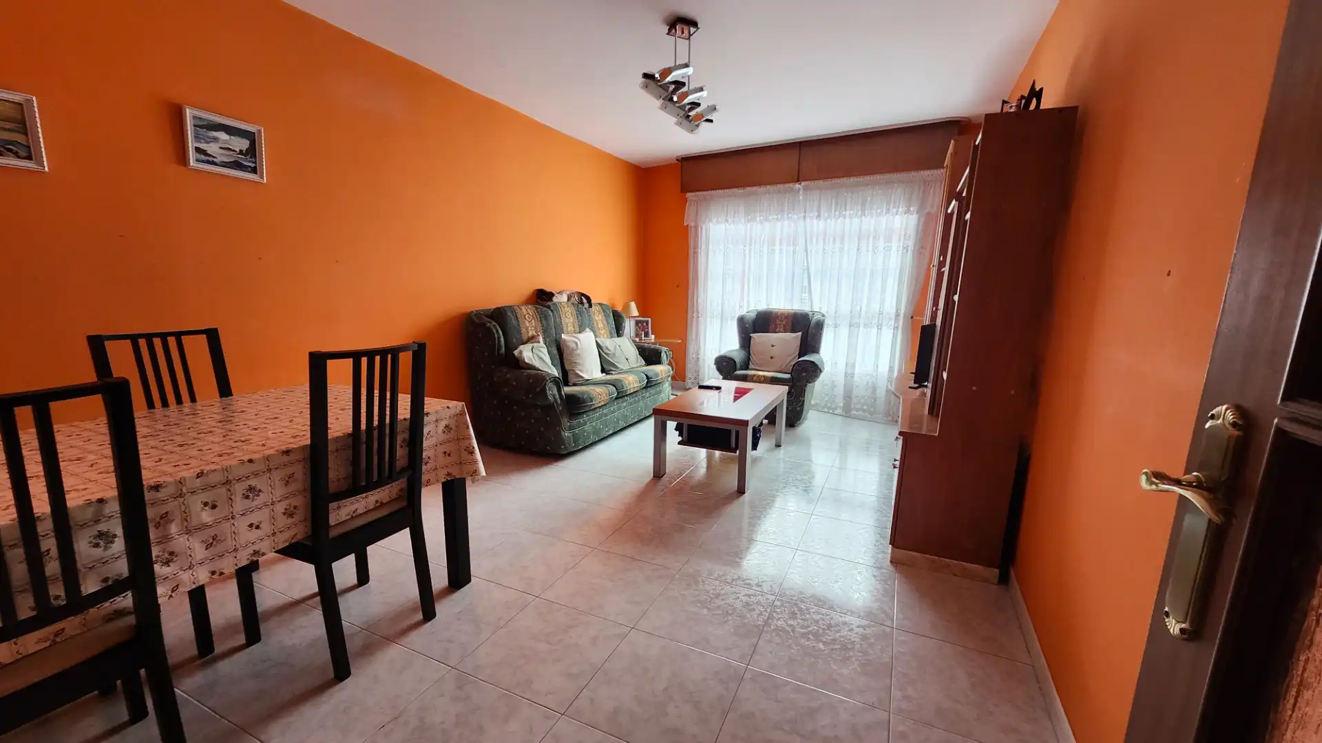 Living room of Flat for sale in Miño  with Heating, Storage room and Balcony