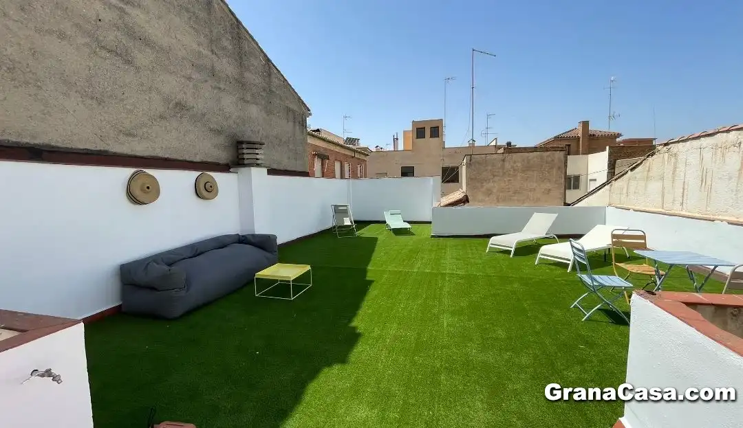 Terrasse von Dachboden zur untervermieten in Granada mit Klimaanlage, Heizung und Privatgarten