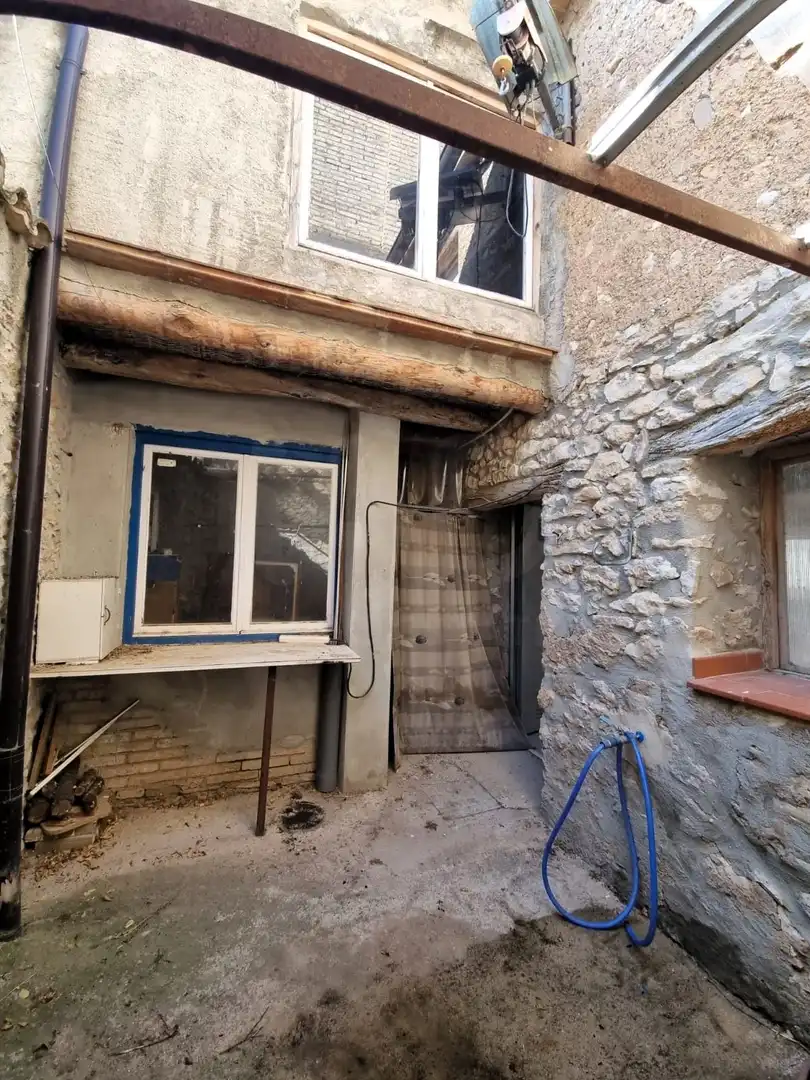 Vista exterior de Edificio en venta en Ginestar