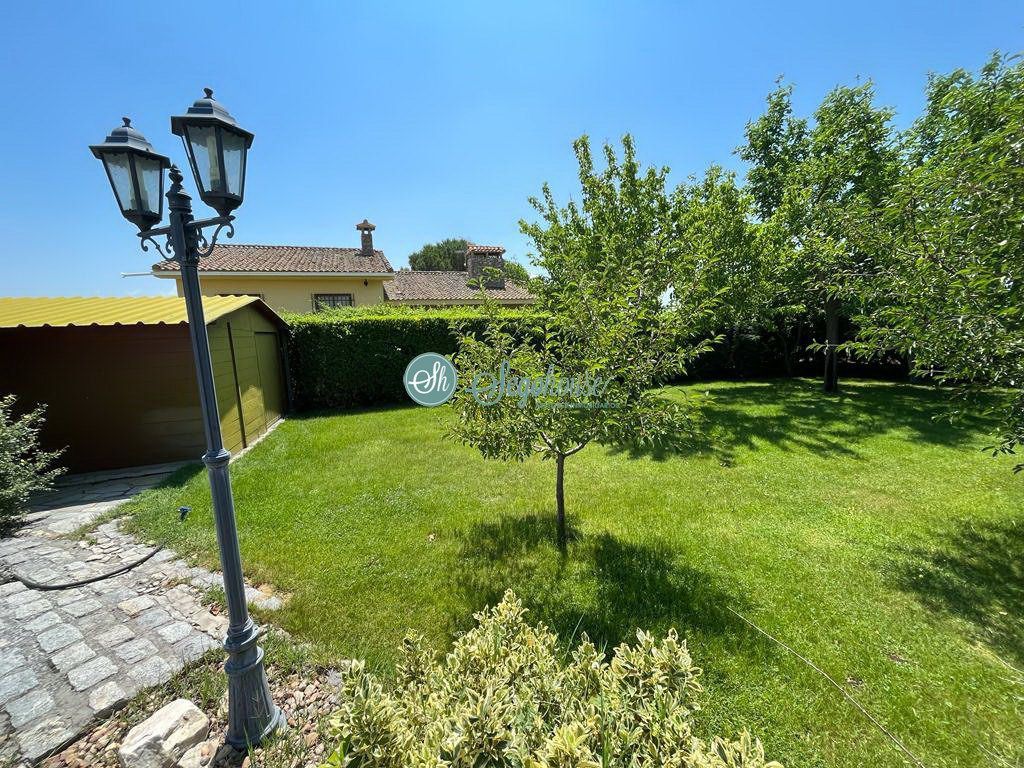 Jardí de Casa o xalet en venda en Valverde del Majano amb Calefacció, Terrassa i Traster