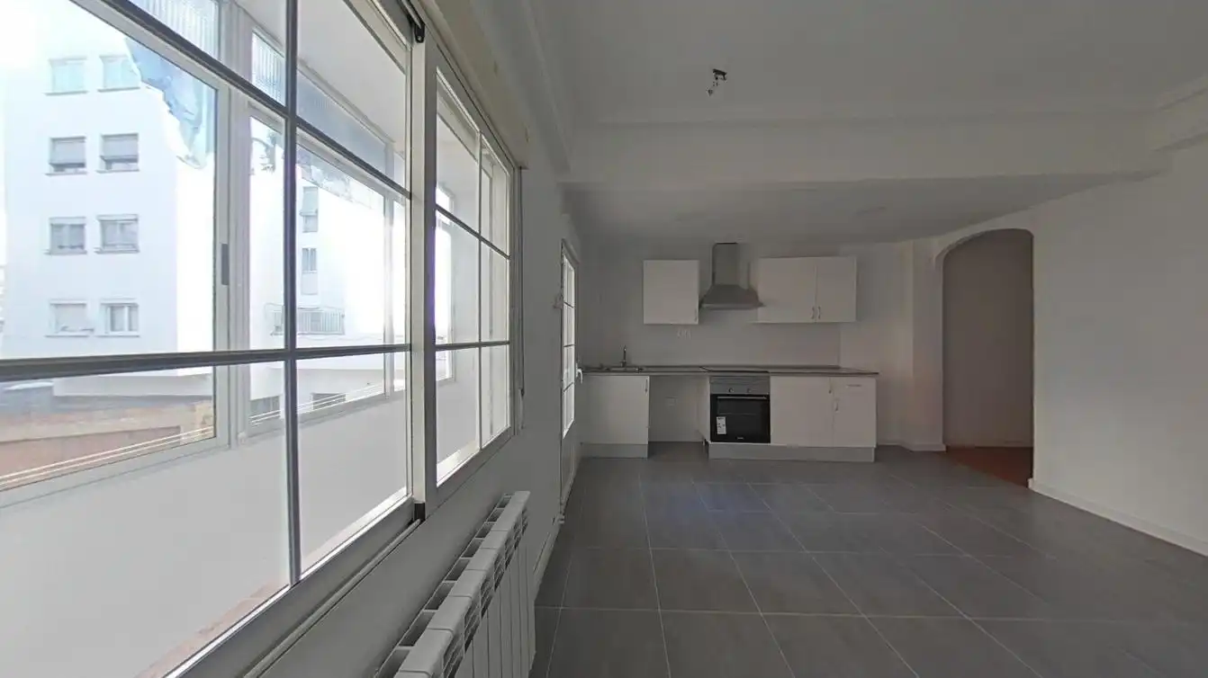 Kitchen of Flat for sale in Zaragoza  with Heating, Parquet flooring and Oven