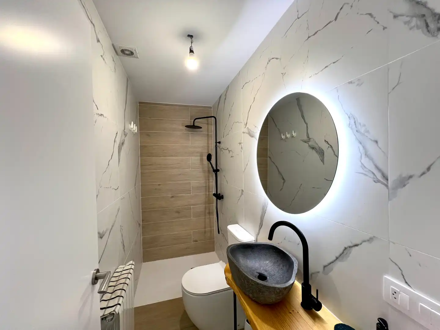 Bathroom of Detached homes for sale in Sant Feliu de Guíxols  with Air Conditioner, Heating and Parquet flooring