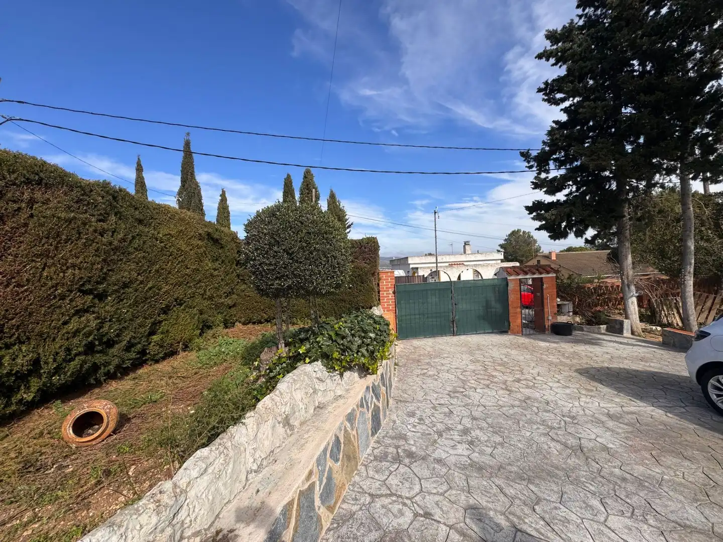 Jardí de Casa o xalet en venda en La Bisbal del Penedès amb Jardí privat, Traster i Piscina