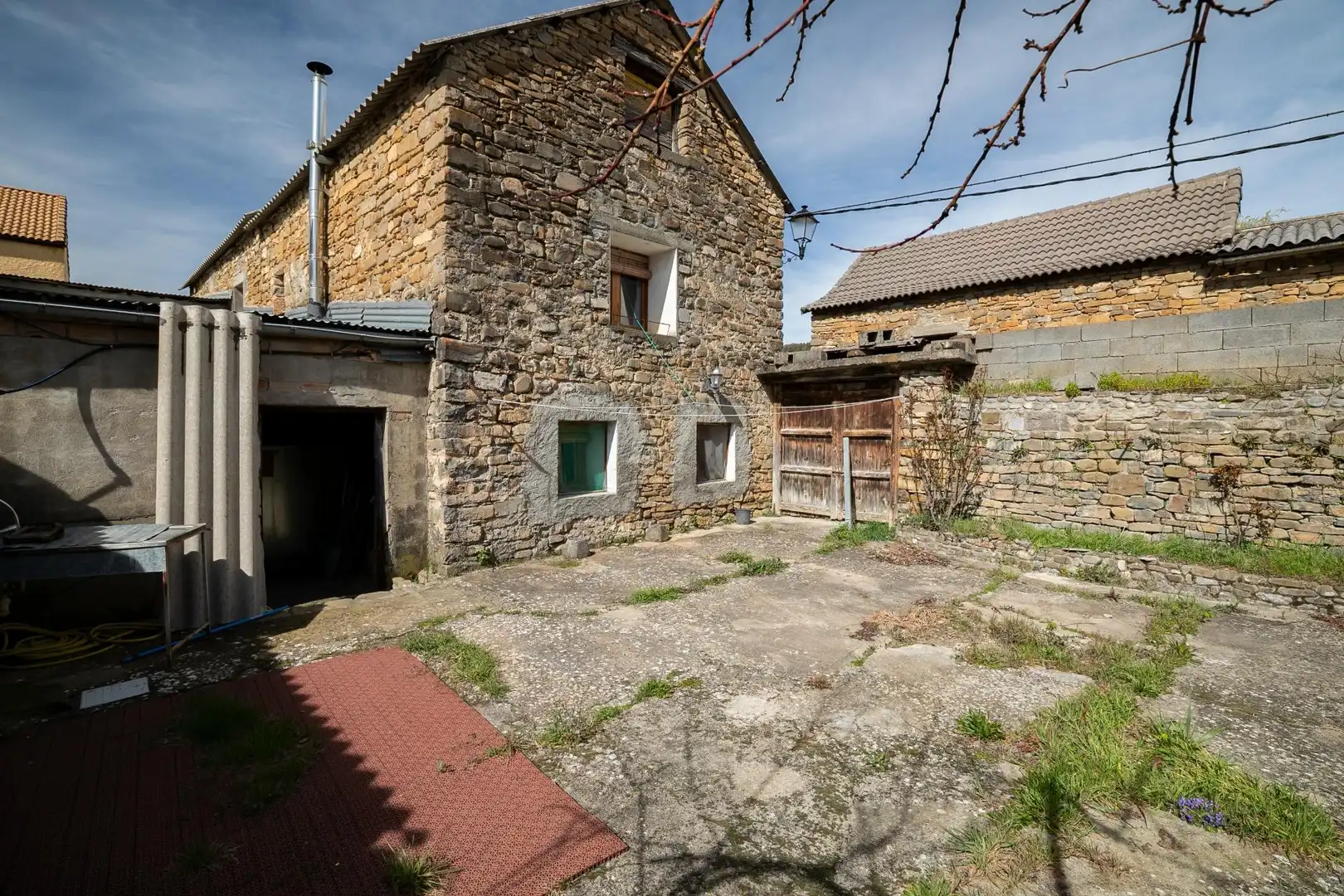 Vista exterior de Finca rústica en venta en Aisa con Calefacción