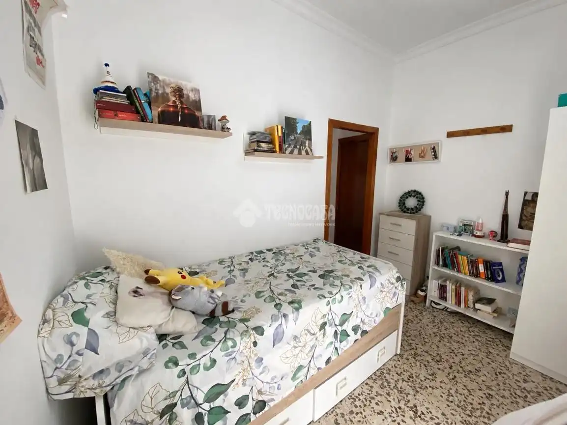 Habitación de Piso en venta en Pilas, Sevilla