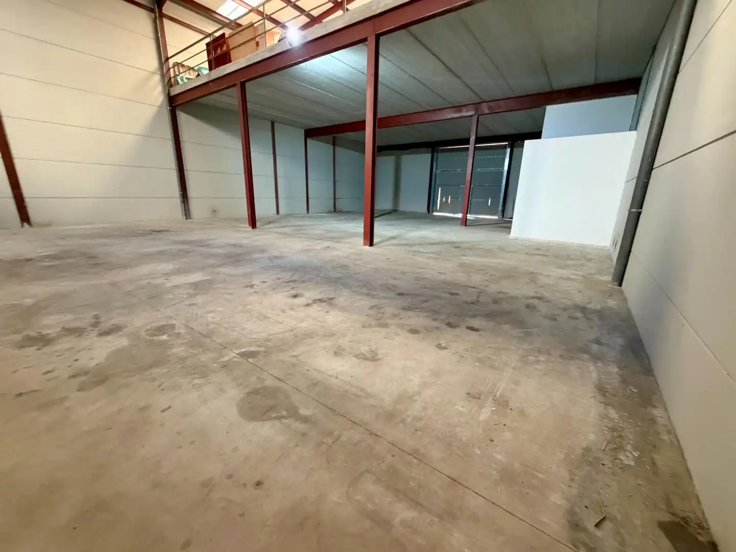 Industrial buildings for rent in Aspe