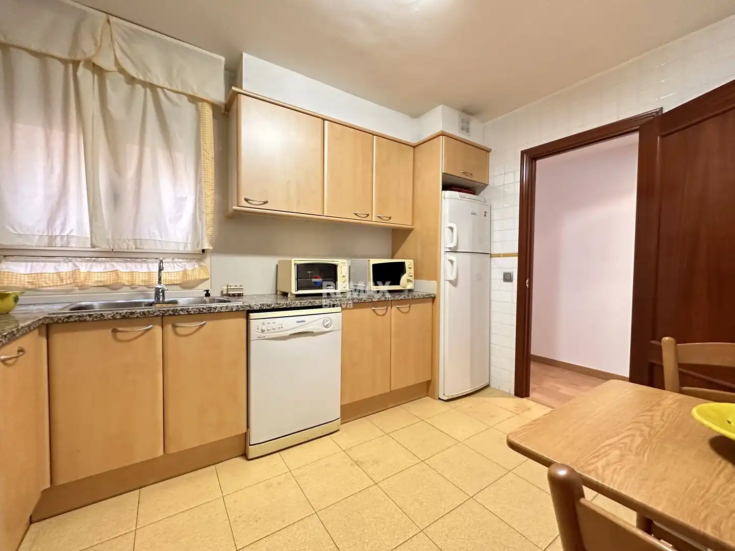 Küche von Maisonette zum Verkauf in Figueres mit Klimaanlage, Heizung und Terrasse
