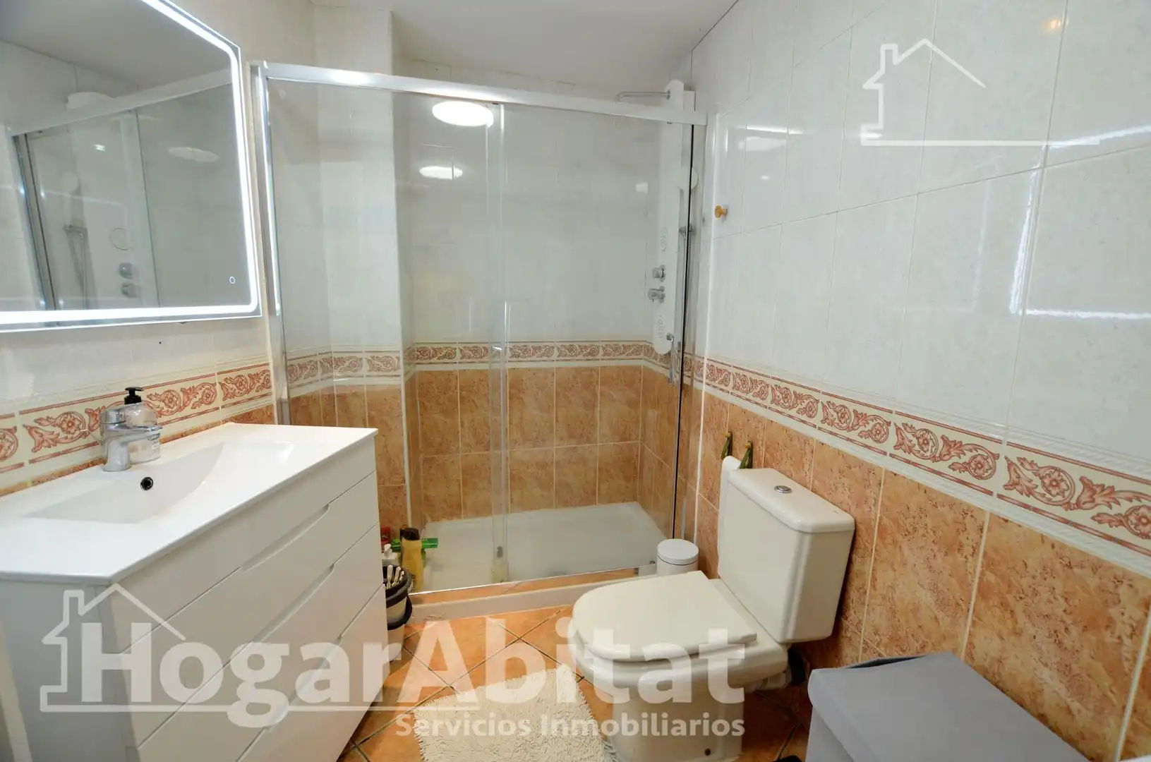 Bany de Pis en venda en Alicante / Alacant amb Aire condicionat, Calefacció i Terrassa