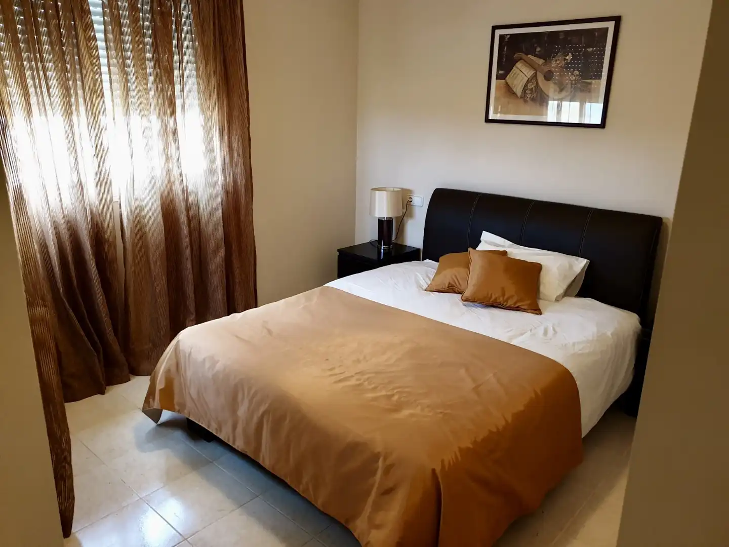 Dormitori de Apartament en venda en Calpe / Calp amb Aire condicionat, Calefacció i Jardí privat
