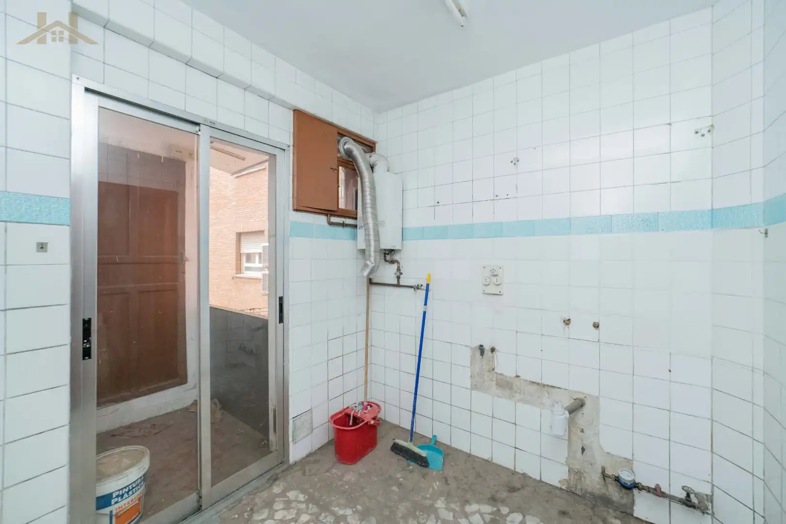 Kitchen of Flat for sale in Madrid  with Heating