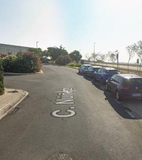 Foto 2 de Oficina en venta en Cantillana, Sevilla