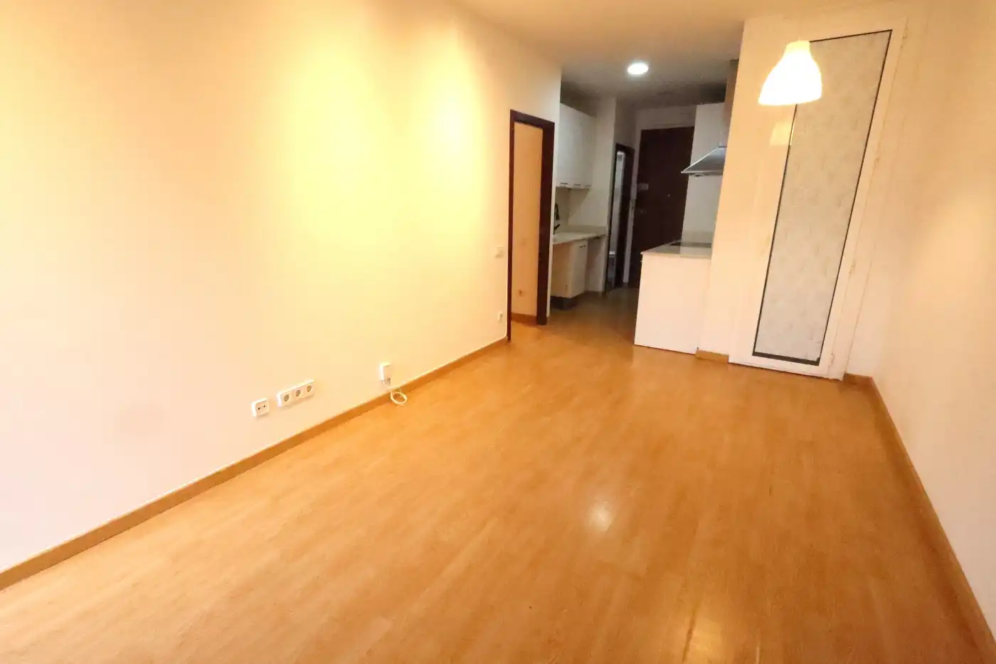 Habitación de Piso en venta en Barcelona con Balcón