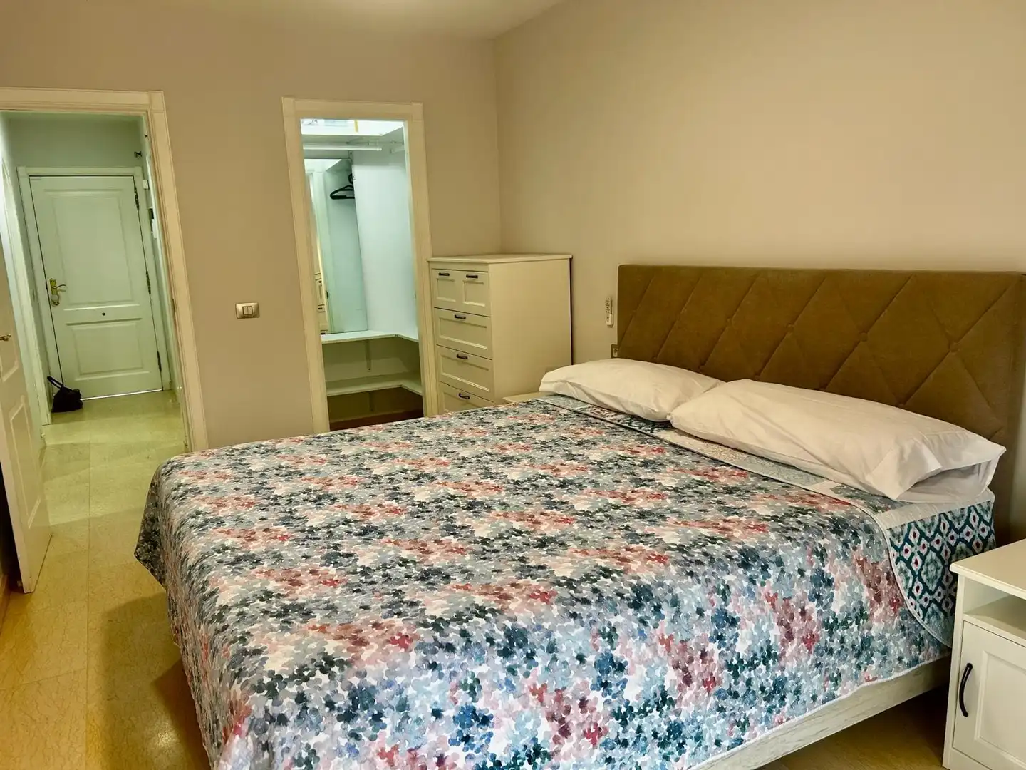 Habitación de Apartamento de alquiler en Puerto de la Cruz con Terraza, Amueblado y Horno