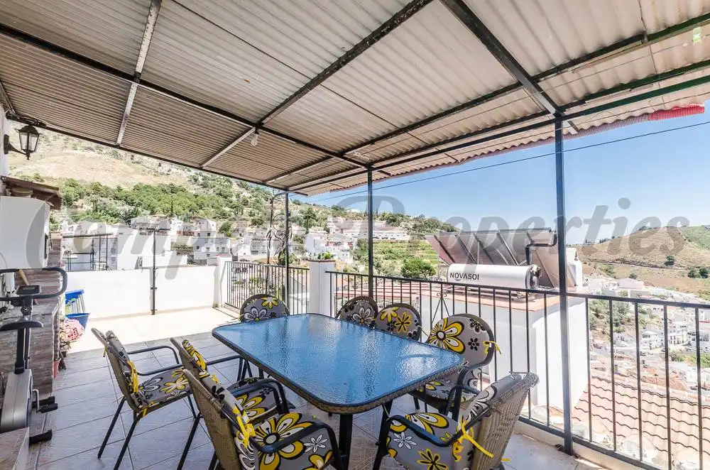 Terraza de Casa o chalet en venta en Cómpeta con Terraza, Amueblado y Horno