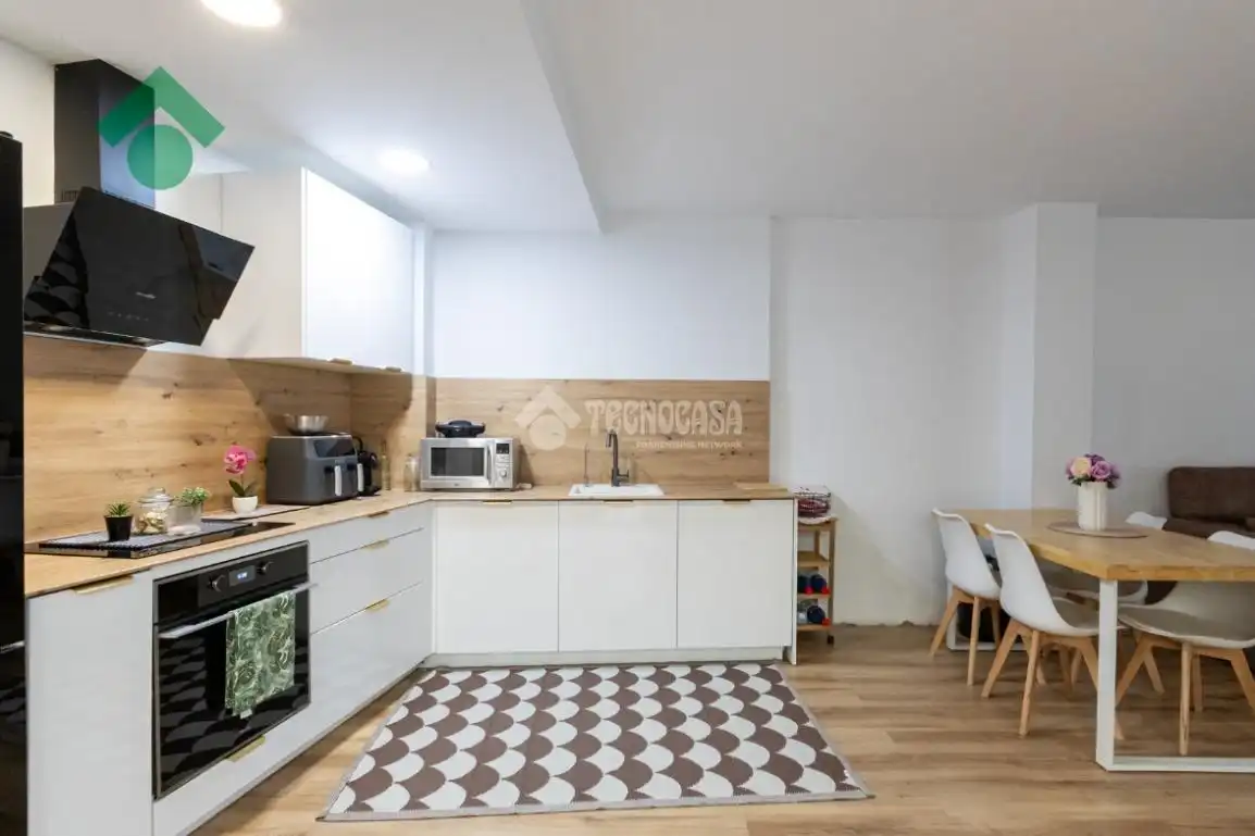 Kitchen of Flat for sale in Nerja  with Air Conditioner, Heating and Furnished