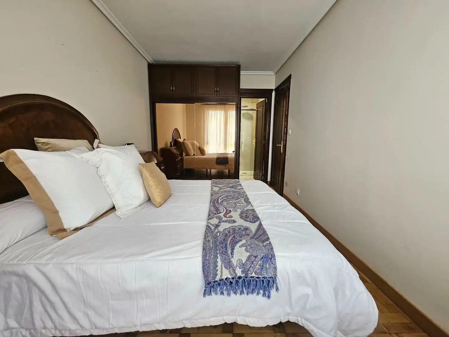 Habitación de Dúplex en venta en Torrelavega  con Calefacción y Amueblado