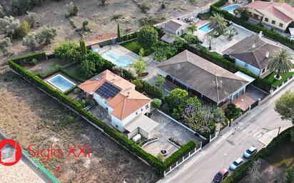 Vista exterior de Casa o xalet en venda en L'Alcora amb Aire condicionat, Calefacció i Piscina