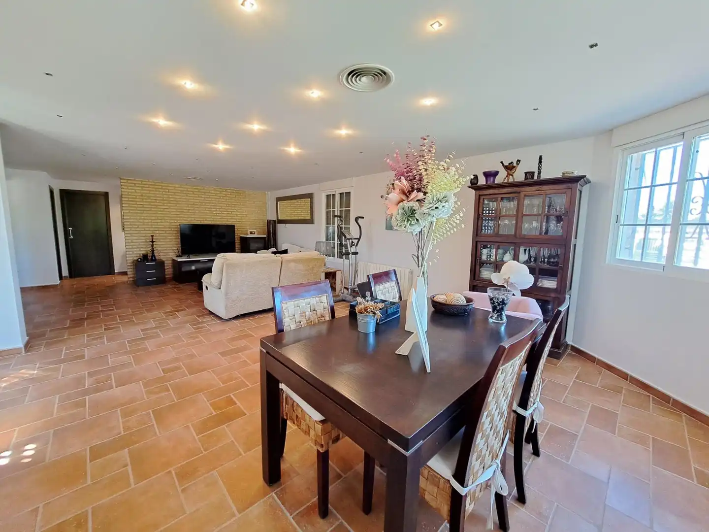 Dining room of Country homes for sale in Benicull de Xúquer  with Air Conditioner, Heating and Private garden