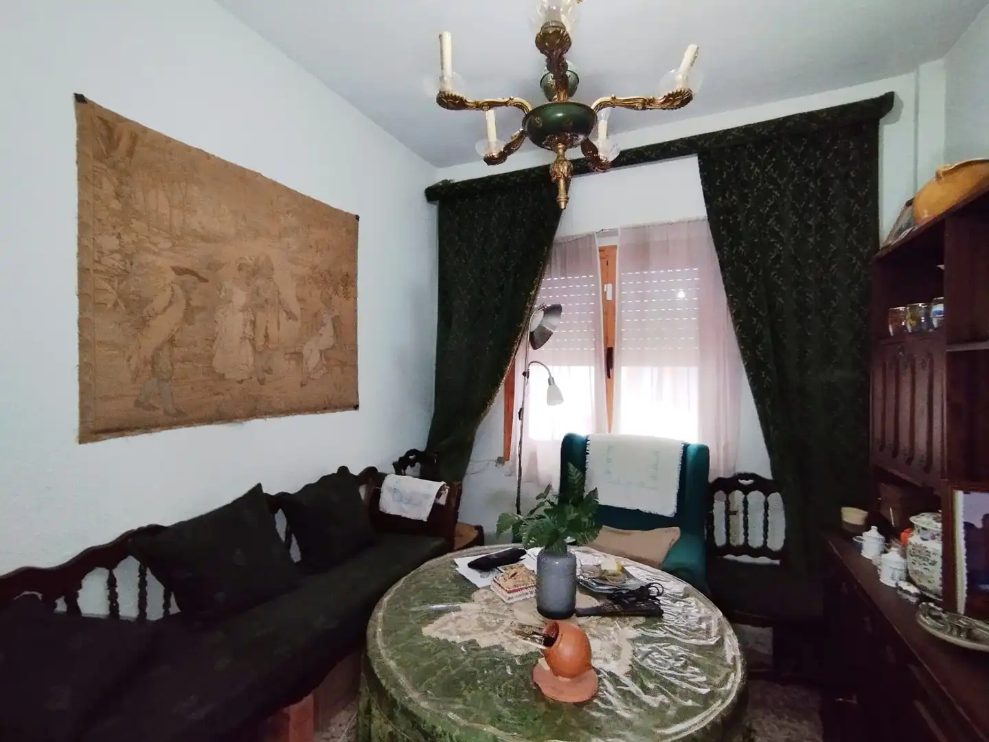 Sala d'estar de Pis en venda en Argamasilla de Alba amb Terrassa, Moblat i Balcó