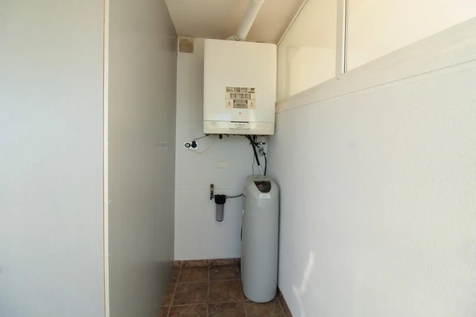 Casa o xalet en venda en Alzira amb Aire condicionat, Jardí privat i Parquet