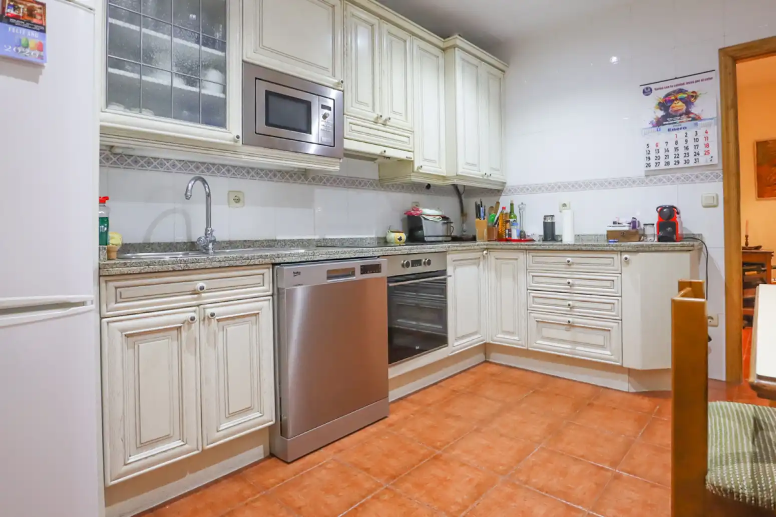 Kitchen of Flat for sale in Oviedo   with Heating, Parquet flooring and Terrace
