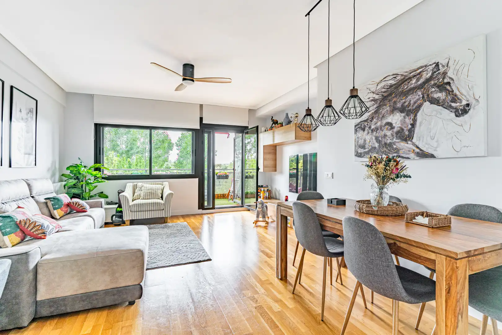 Wohnzimmer von Wohnung zum Verkauf in Las Rozas de Madrid mit Klimaanlage, Heizung und Parkett
