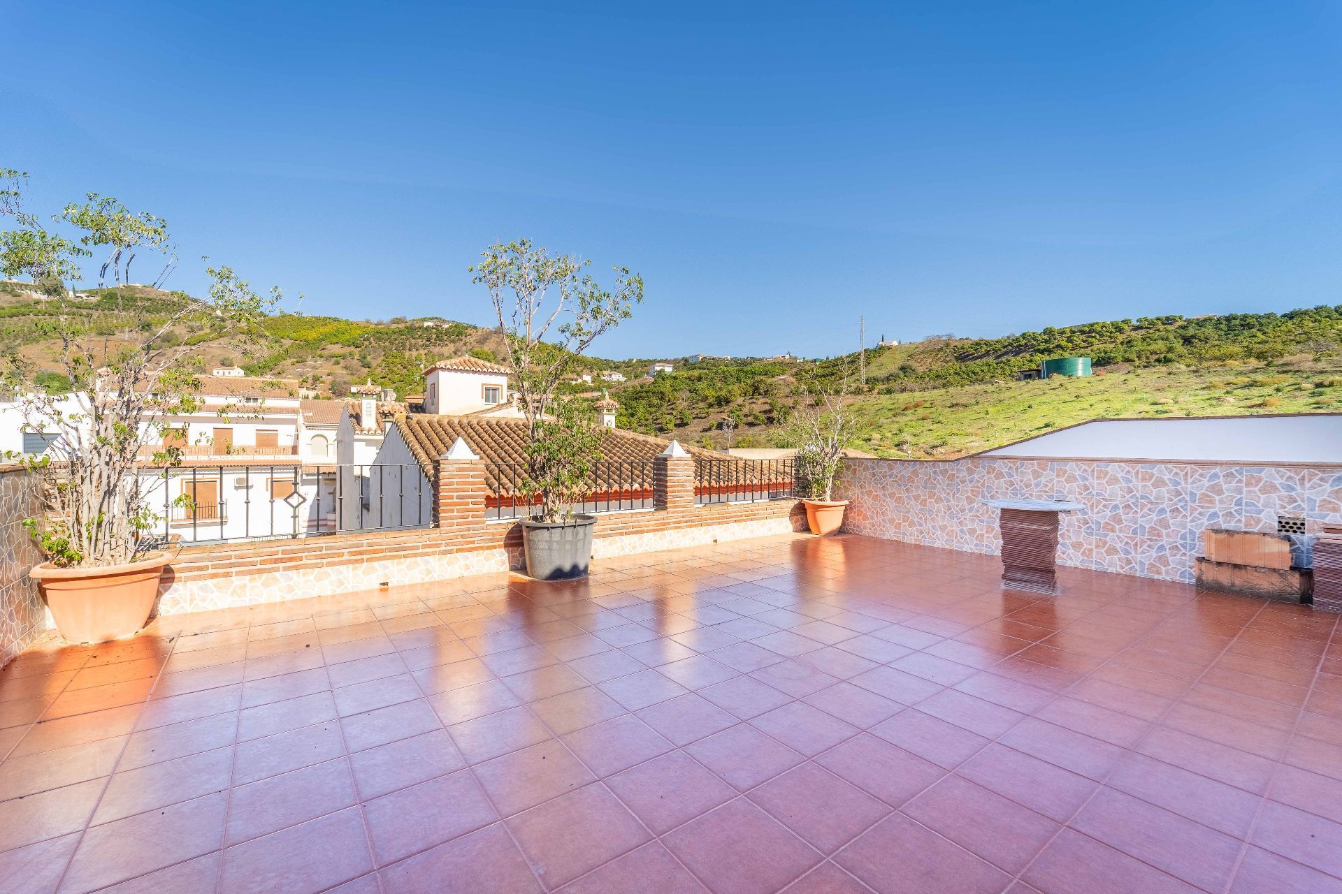 Terrace of Building for sale in Benamargosa