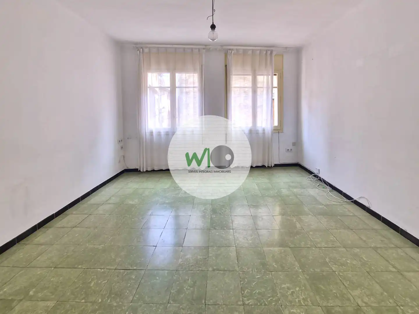 Wohnung zur Miete in Ventalló mit Klimaanlage, Heizung und Terrasse