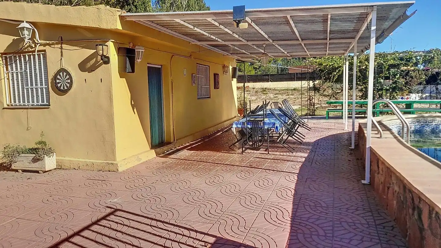 Terrasse von Country house zum Verkauf in Bétera mit Privatgarten, Abstellraum und Schwimmbad