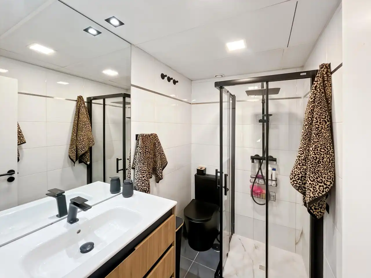 Baño de Ático en venta en Madrid con Aire acondicionado, Calefacción y Terraza