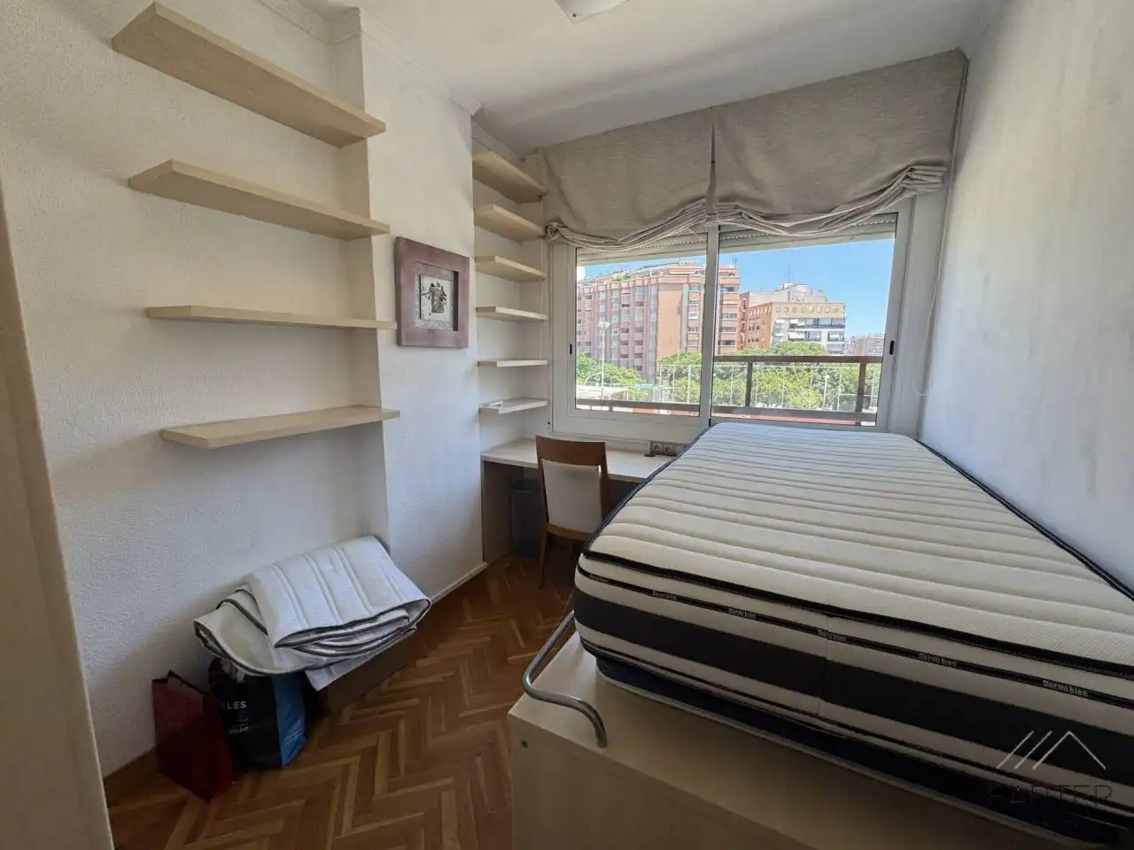 Flat with terrace for sale in Carretera Collblanc, imagen 17