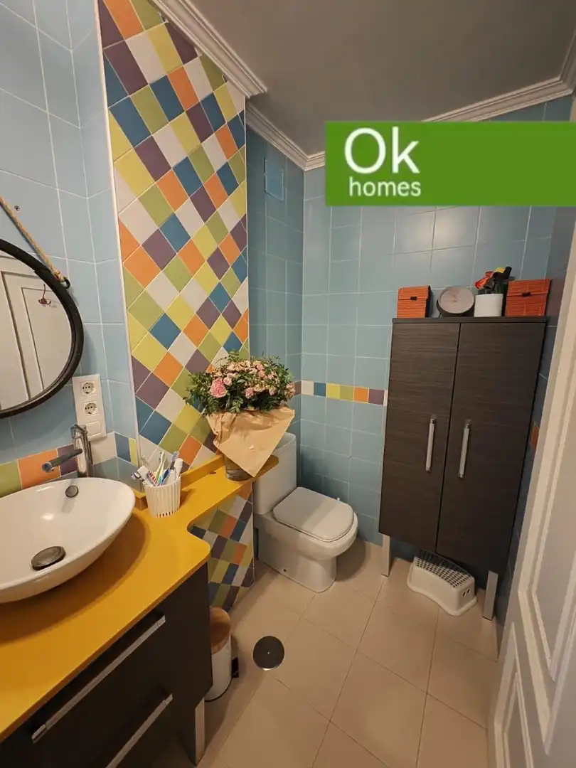 Baño de Piso en venta en A Coruña Capital  con Calefacción, Amueblado y Horno