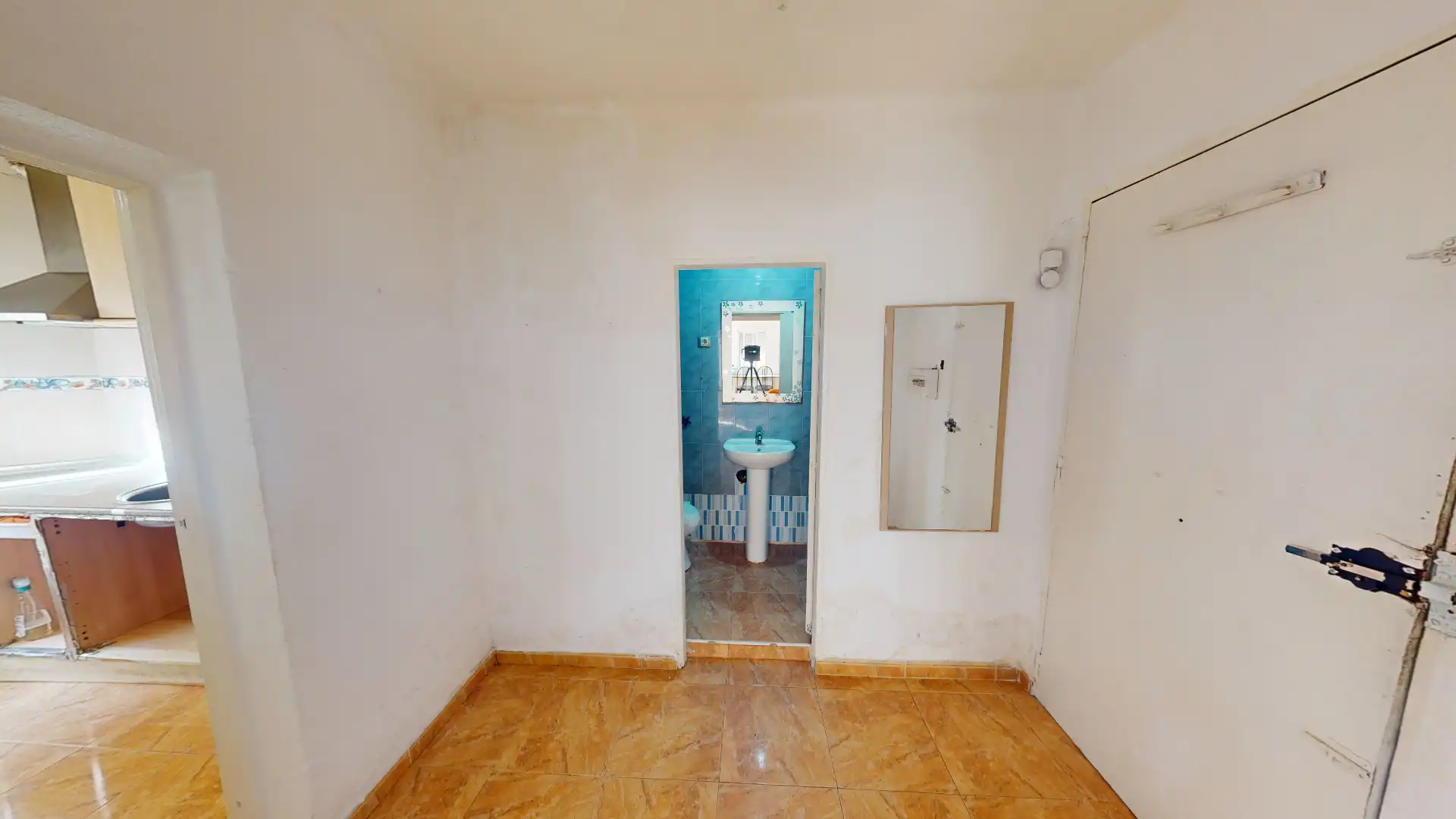 Piso en venta en Almería con Amueblado, Balcón y Alarma