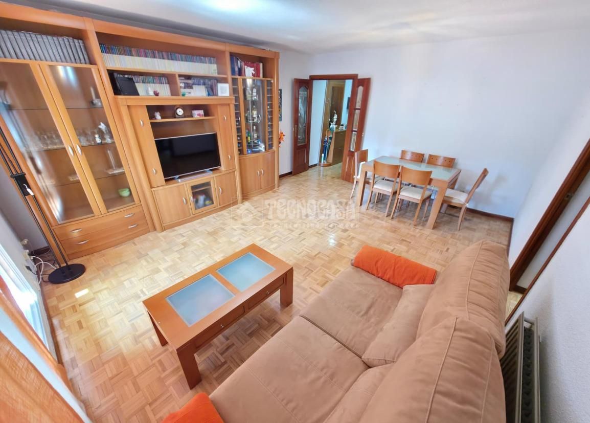 Sala d'estar de Pis en venda en Coslada amb Aire condicionat