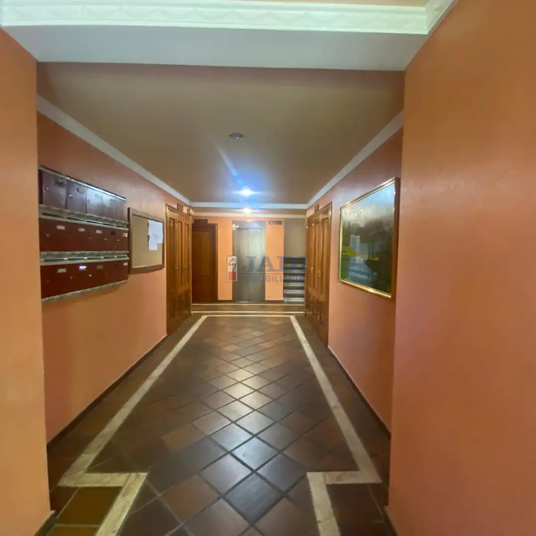 Flat for sale in Valdepeñas  with Air Conditioner, Heating and Terrace