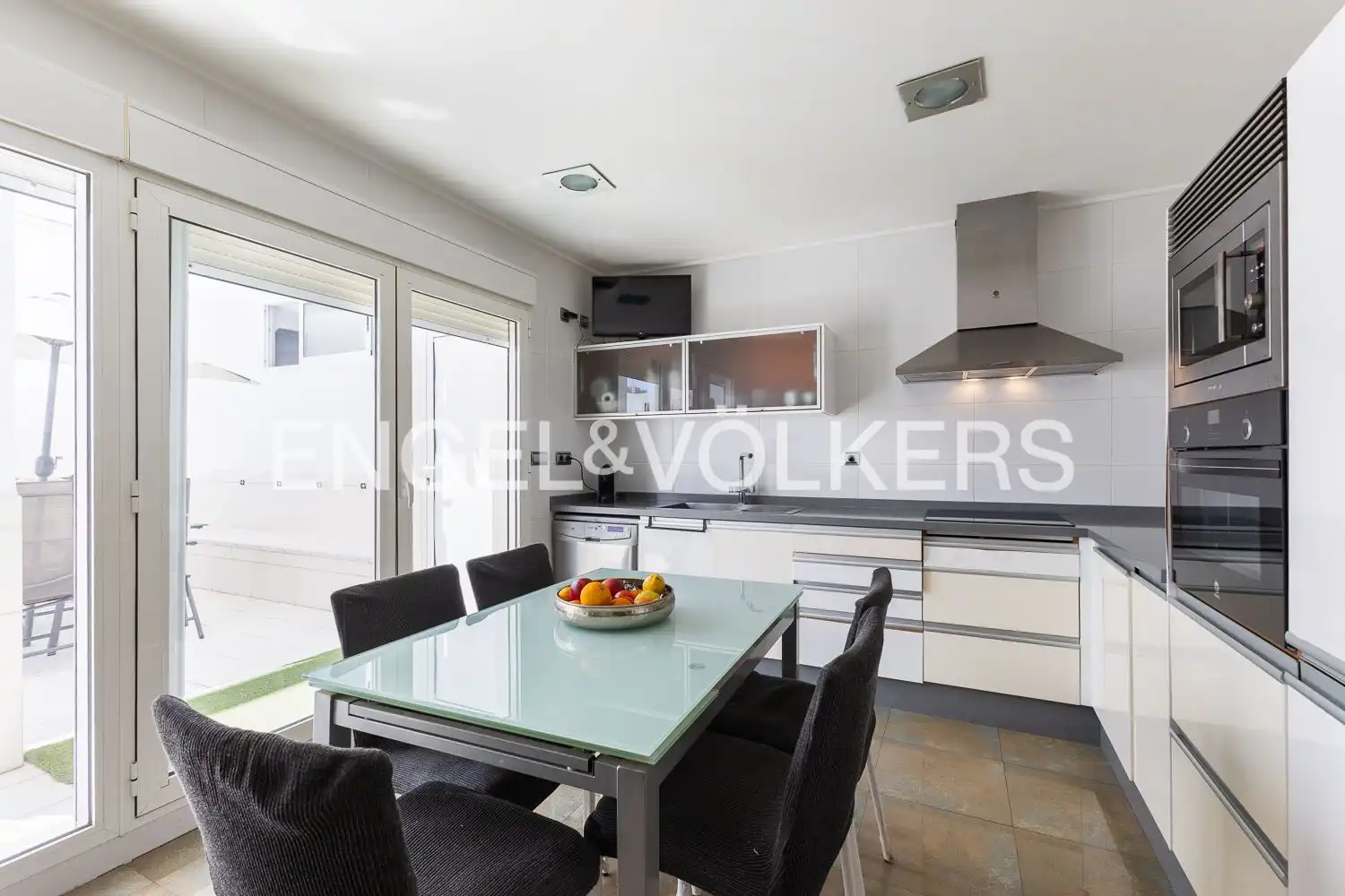 Kitchen of Houses for sale in Villanueva de Castellón  with Air Conditioner, Heating and Terrace