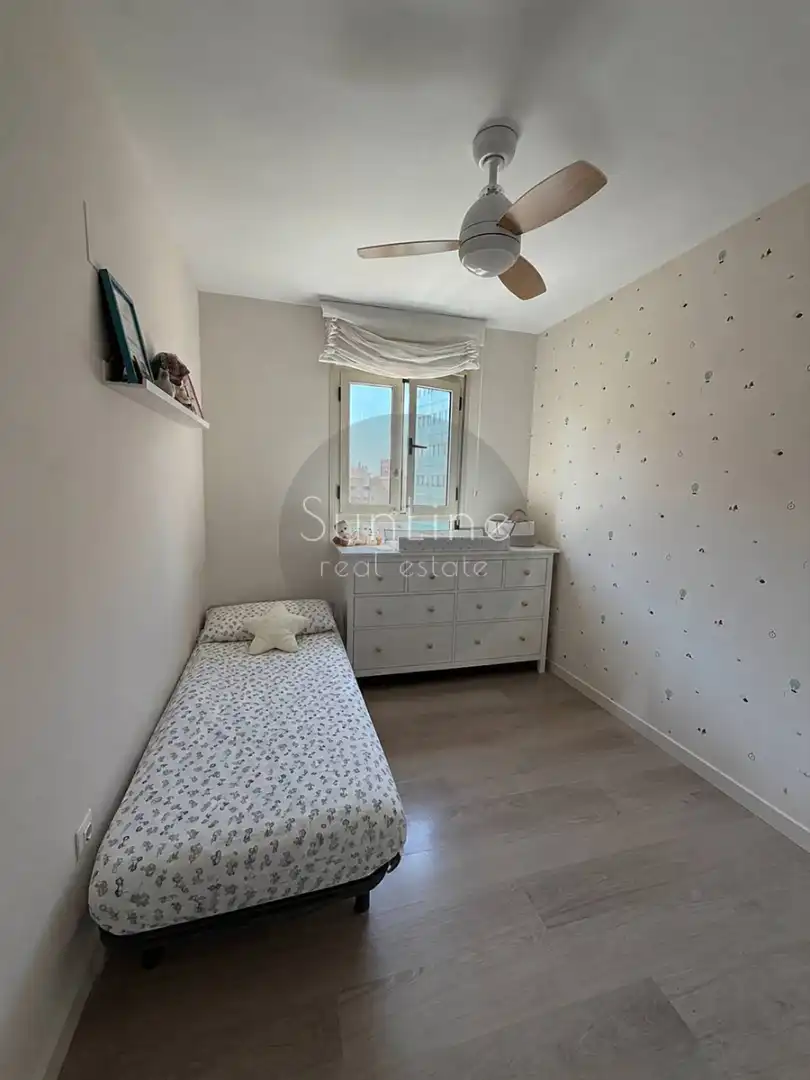 Habitación de Piso en venta en Valencia con Aire acondicionado, Terraza y Trastero