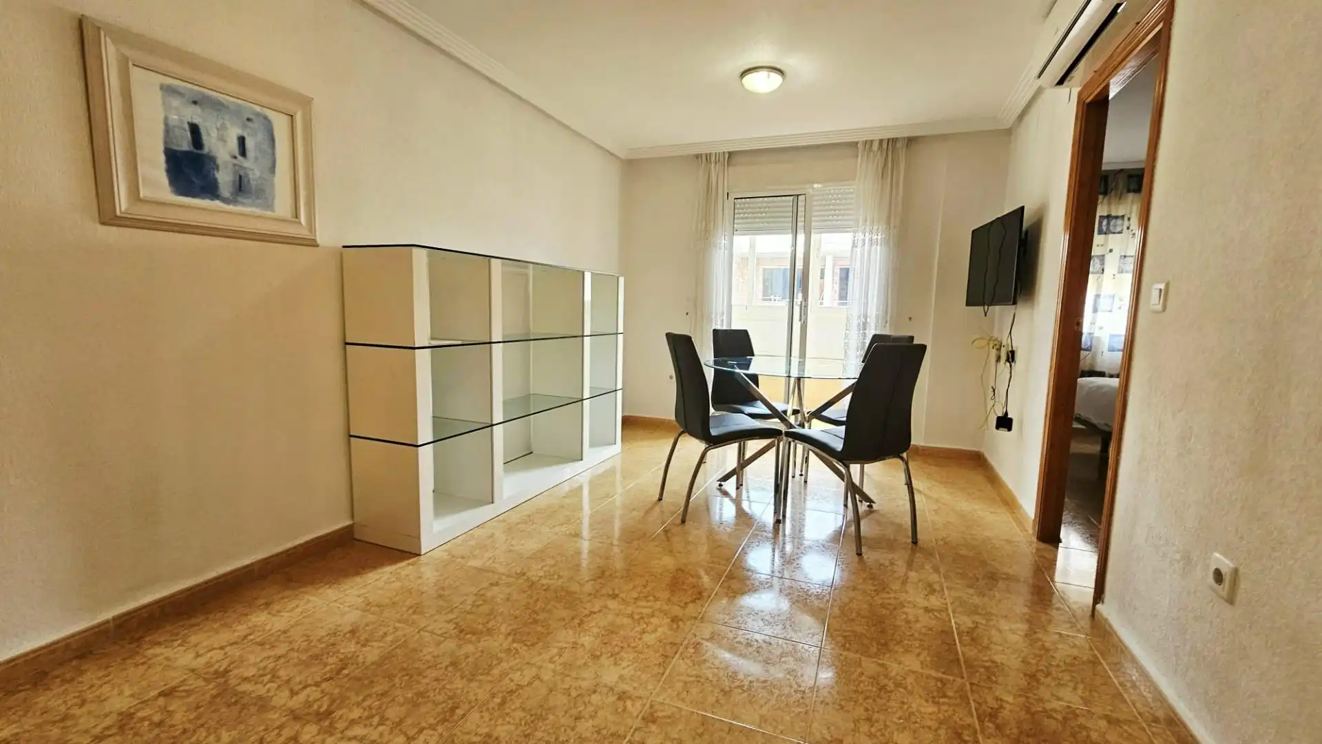 Sala de estar de Piso en venta en Torrevieja con Aire acondicionado, Calefacción y Terraza