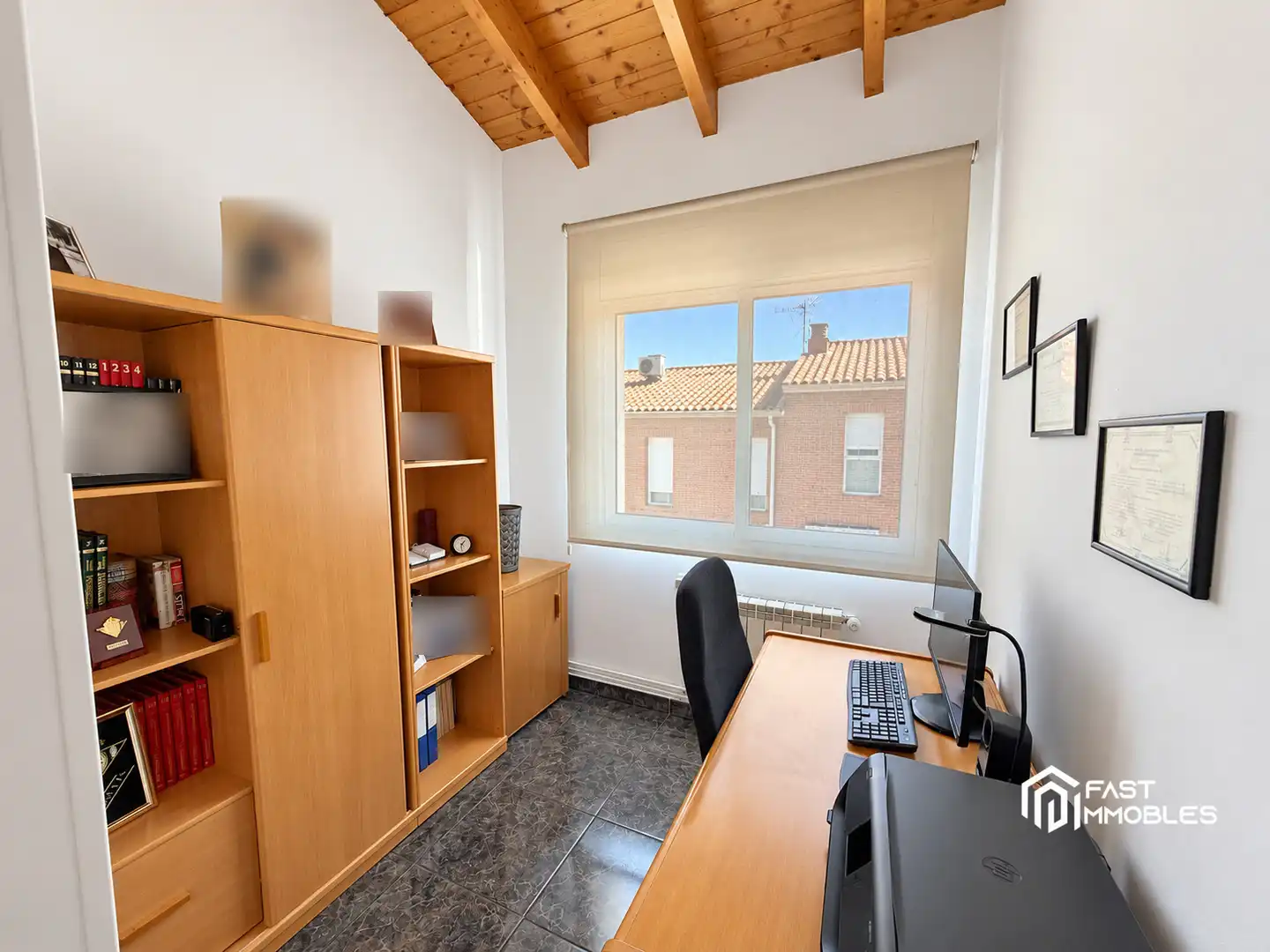 Detached homes for sale in Ponent