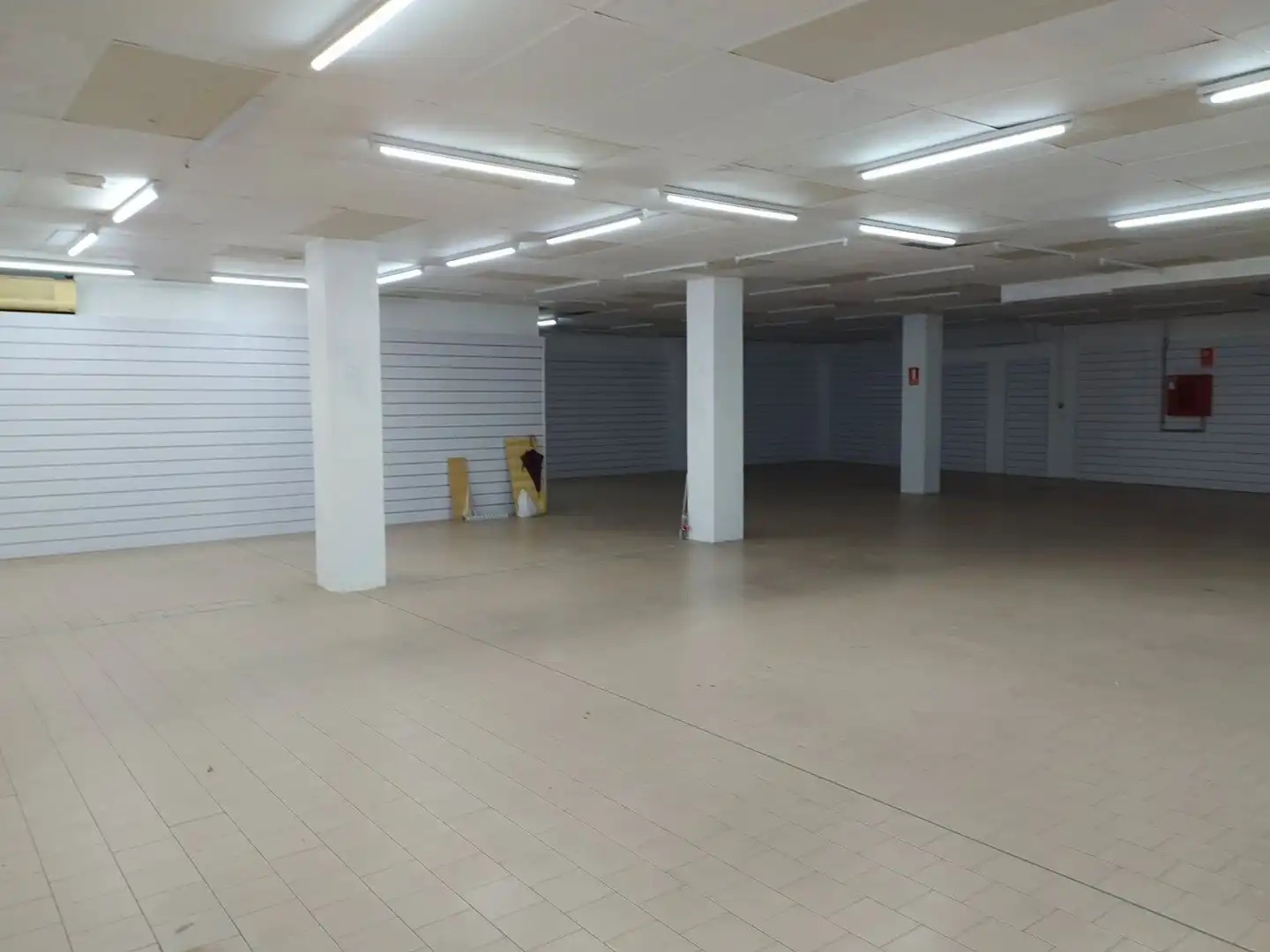 Local comercial en alquiler en Calle Real 146, imagen 6