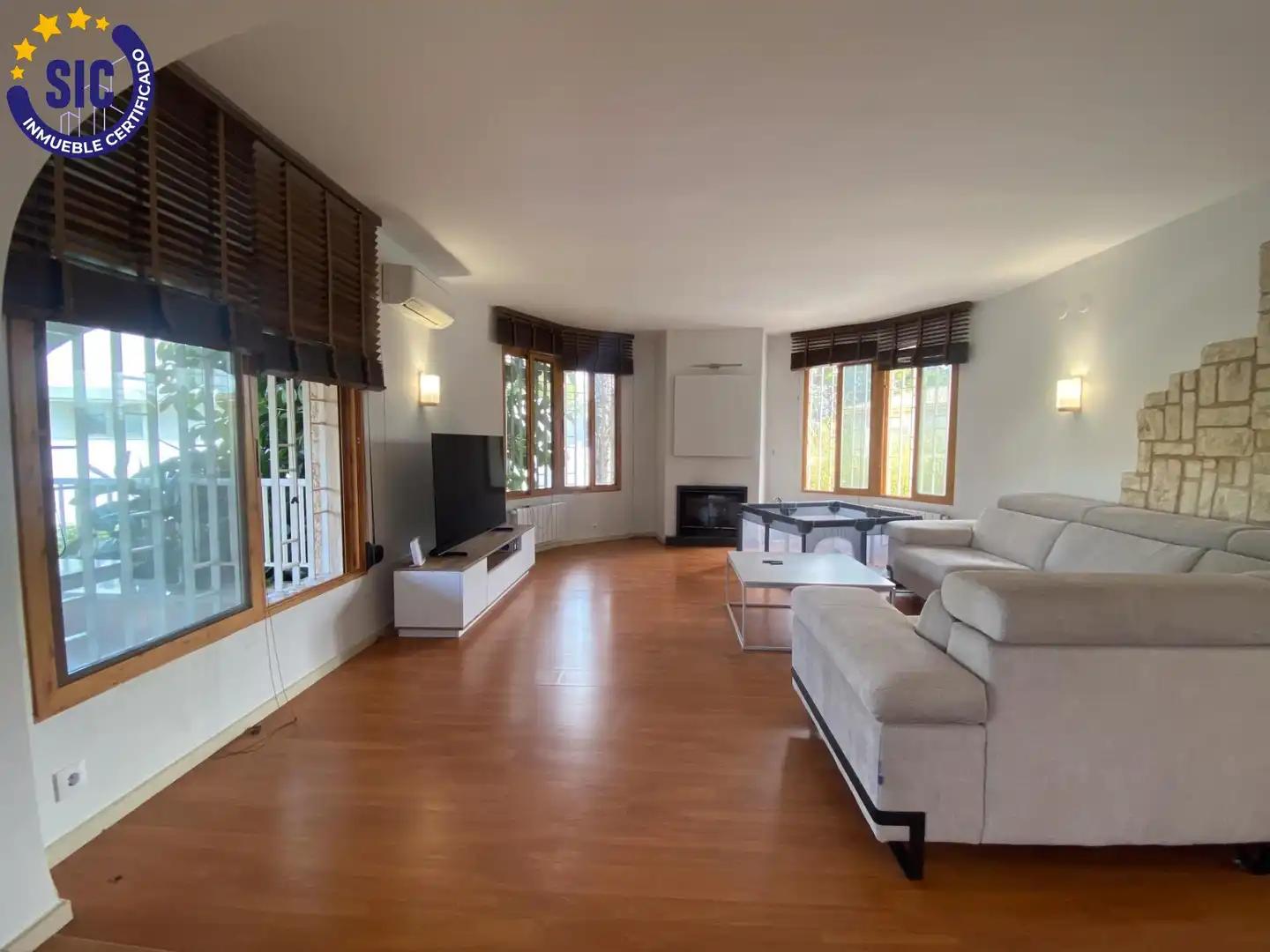 Sala de estar de Casa o chalet en venta en Torrent con Aire acondicionado, Calefacción y Jardín privado