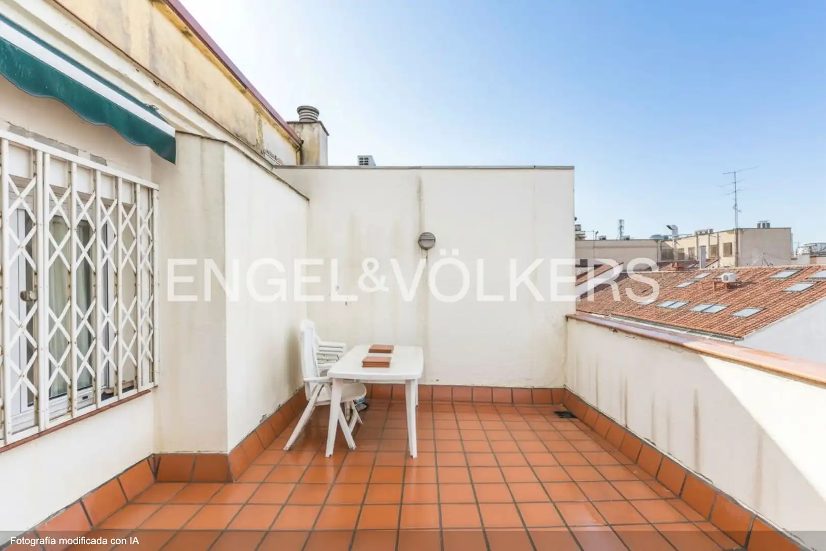 Penthouse with lift for sale in Claudio Coello