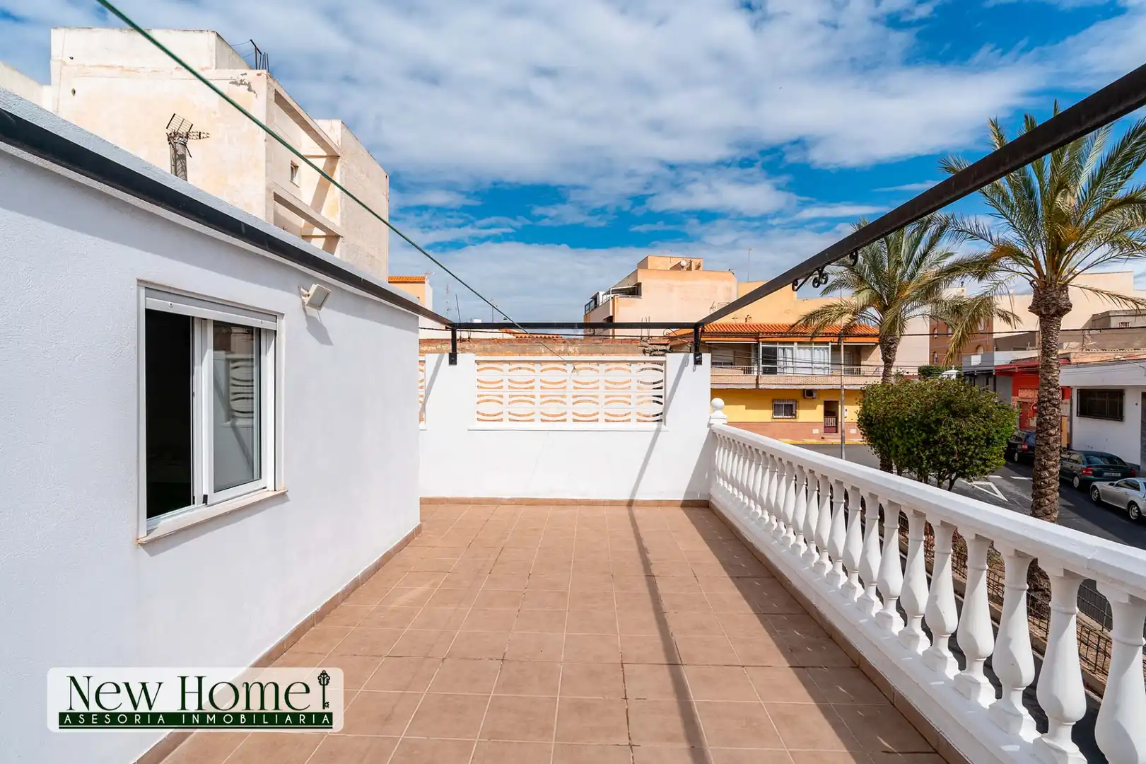 Terrassa de Casa o xalet en venda en Roquetas de Mar amb Moblat