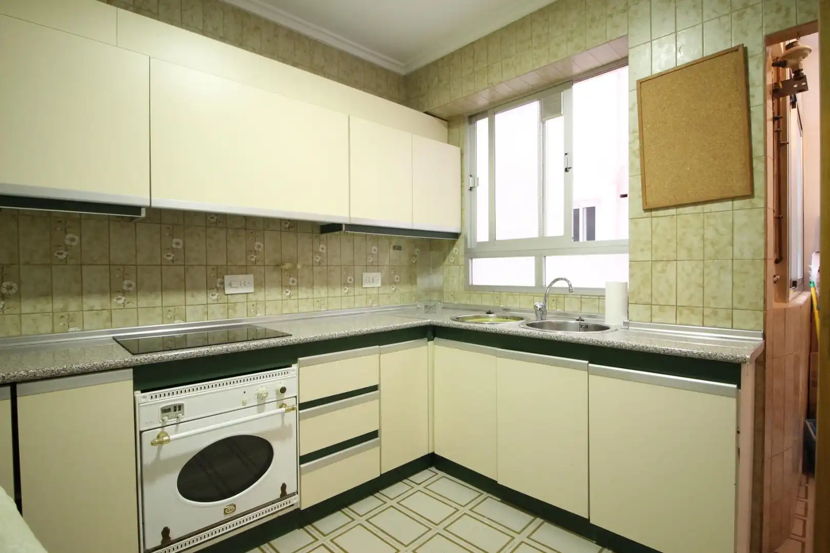 Flat for rent in Ensanche - Diputación
